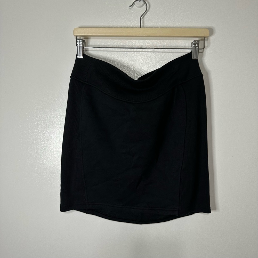 NWOT Lululemon Scuba High-Rise Mini Skirt